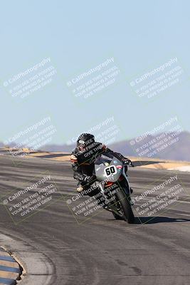 media/Dec-07-2025-CVMA (Sun) [[3e7d2de5dc]]/Race 7-Formula Lightweight Twins Shootout/